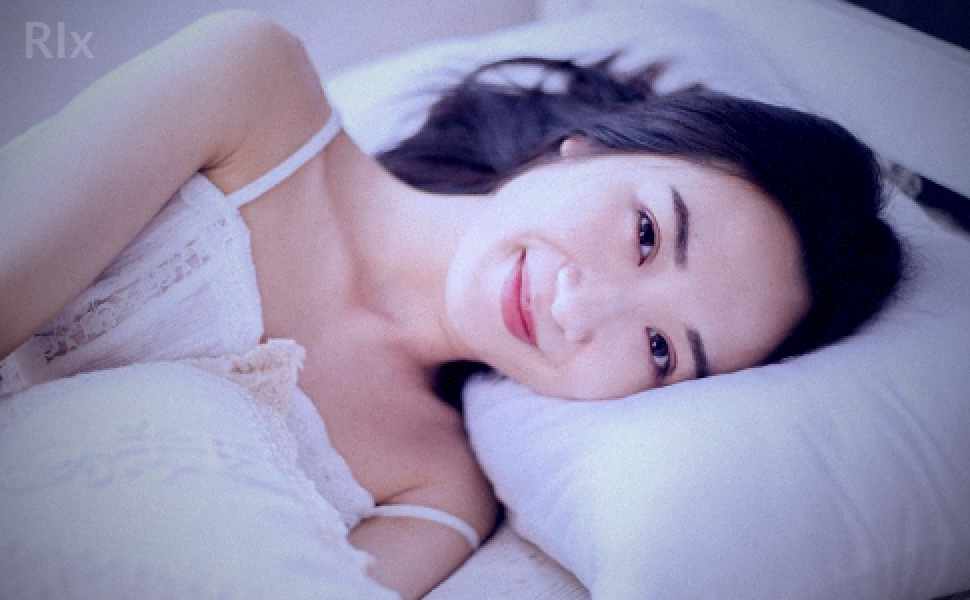 福利姬Minichu私拍泄露：高挑身材与G杯真乳，暗网疯传视频引反思