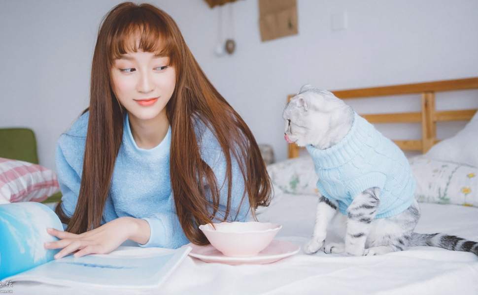 编辑分析：山西眼镜妹赵悦如何凭白嫩身材与独特气质引爆热议